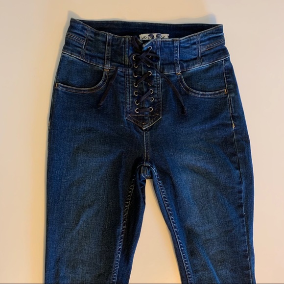 LACE UP JEANS - Picture 3 of 5